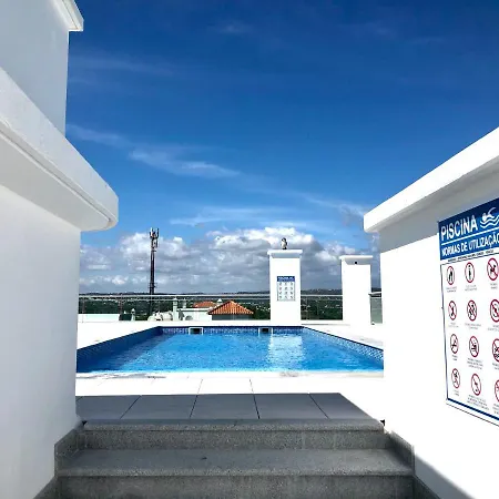 Falesia L Roof Pool * אלבופיירה