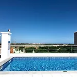Falesia L Roof Pool *